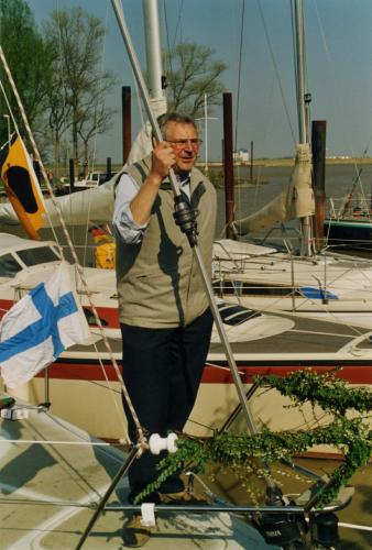 gerd sen bei taufe 20120606 1812870514