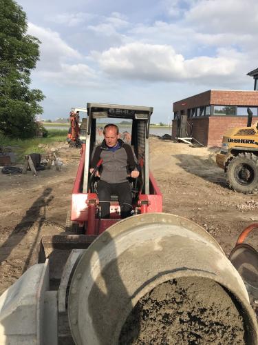  1 20210623 1042551186