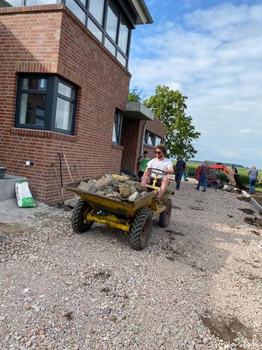  1 20210624 1513823996