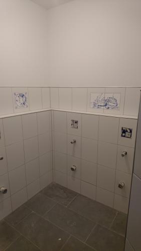  2 20210512 1888118050