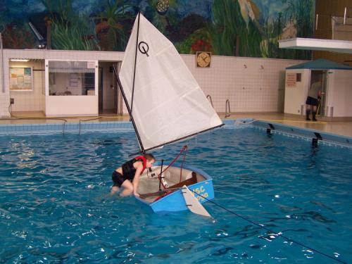 kentern09 10 20120606 1663437822