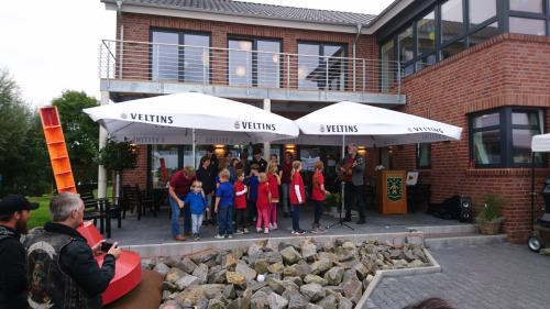  1 20220126 1865777039