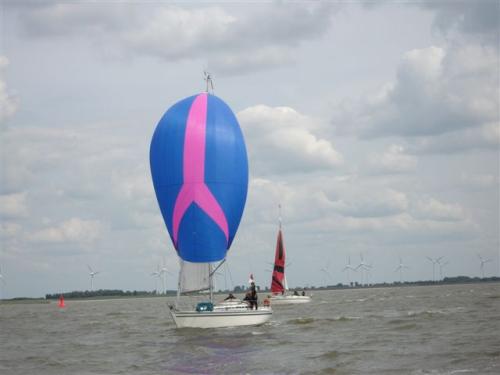 md000544 20120606 2067064807