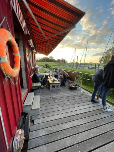  2 20220704 1086562560