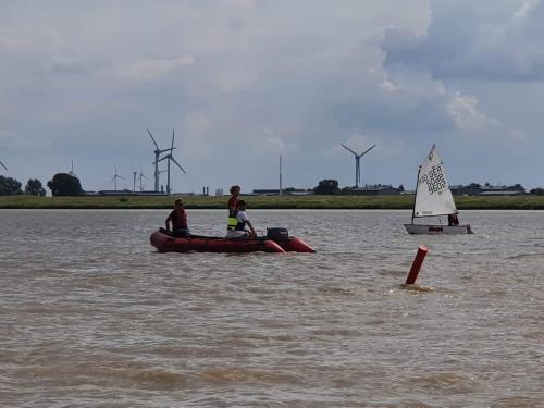  2 20220704 1988992881