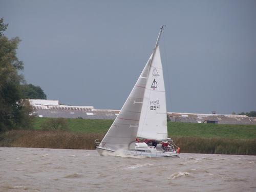 luvup rtr 09 upl 24 20120606 2094912256