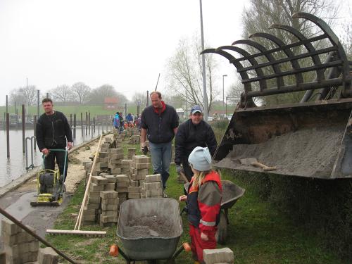 027-1 20120606 1036405106