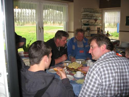 030-1 20120606 1666146577