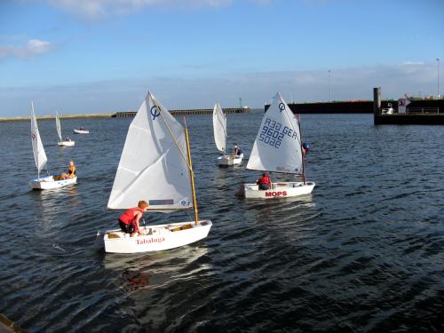 b2 20120606 1166371260