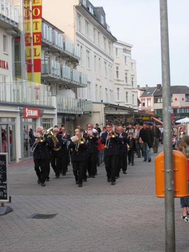 img 2772 20120606 1199185980