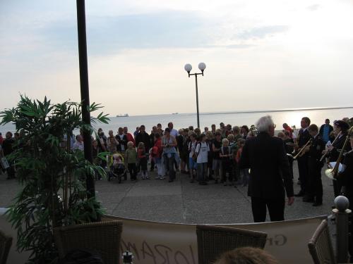 img 2776 20120606 1644330583