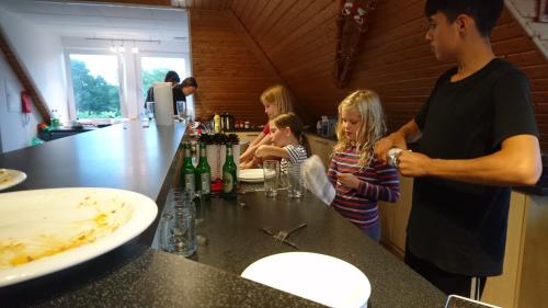  2 20210901 1458272832