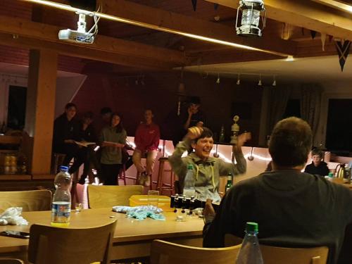  3 20210901 1079758954