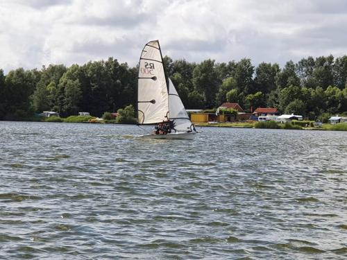  1 20220817 1575297383