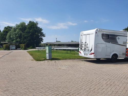  2 20220817 1210242633