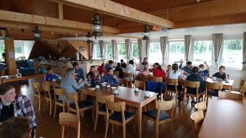  2 20220817 1236669668