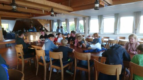  3 20220817 1007377704