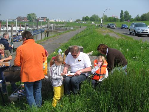 137 20120606 1725461431