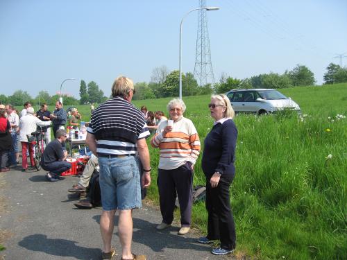 155 20120606 1064678874